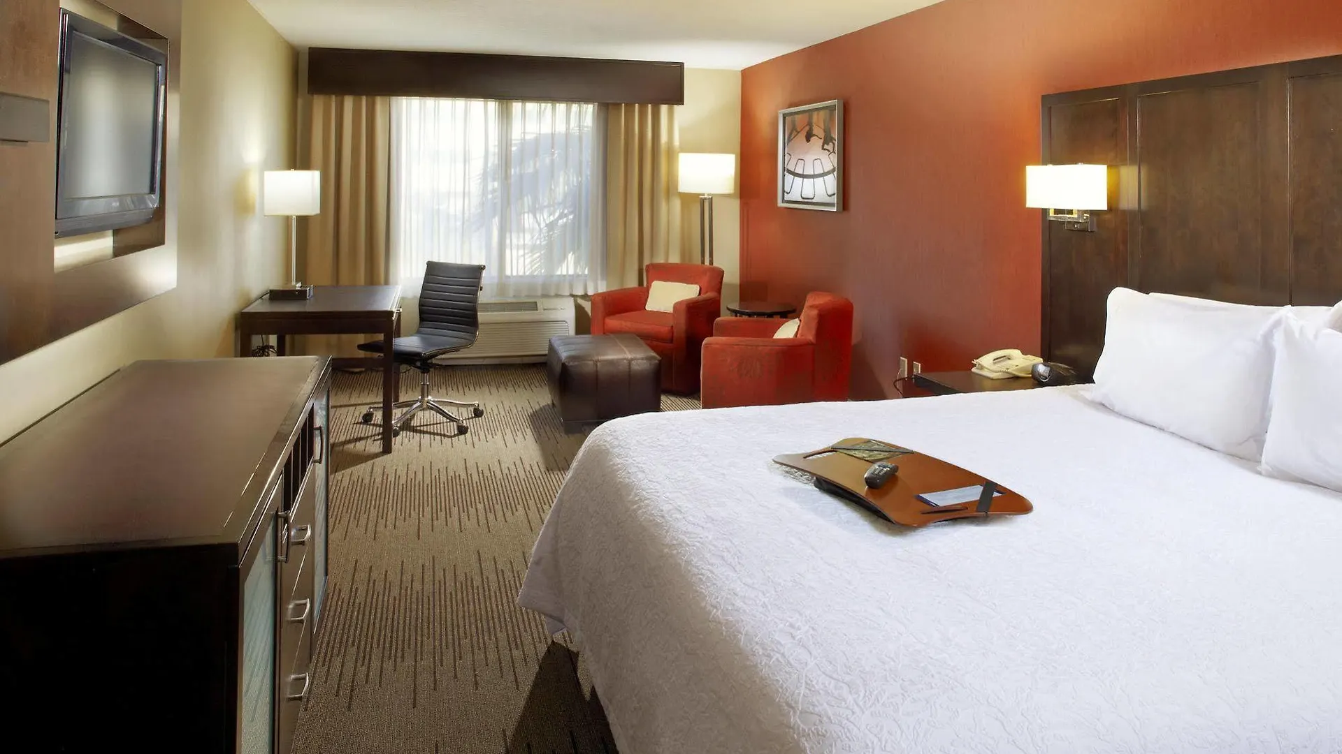 Hampton Inn Phoenix - Biltmore