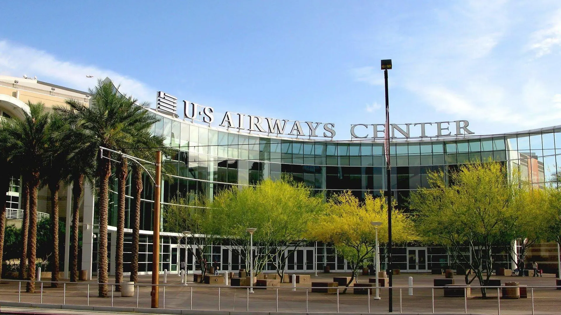 Hampton Inn Phoenix - Biltmore 3*,